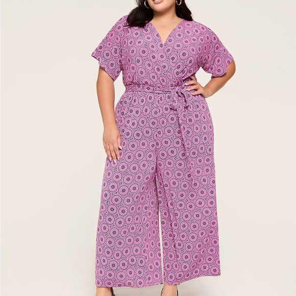 Lane Bryant Pants - NWT Lane Bryant Surplice Kimono Sleeve Tie Waist Jumpsuit